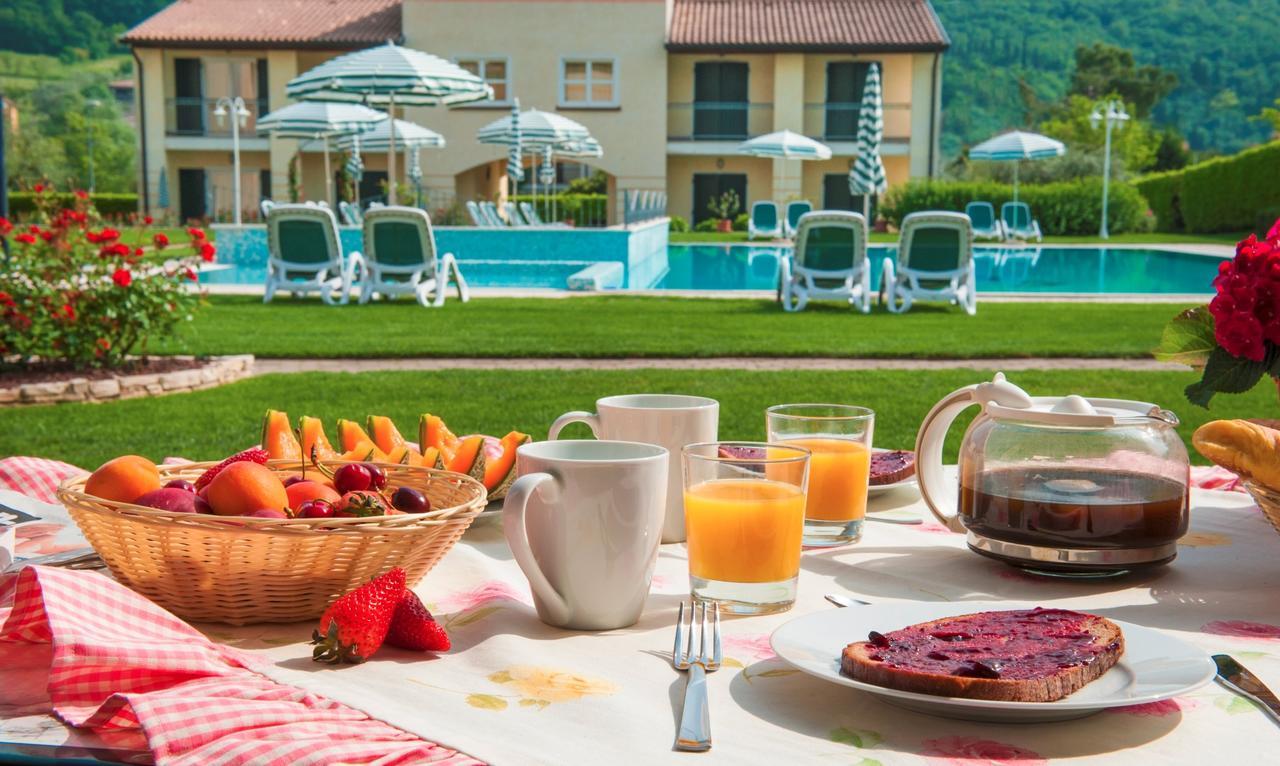 Hotel apartamentowy Corte Delle Rose Garda (Verona)