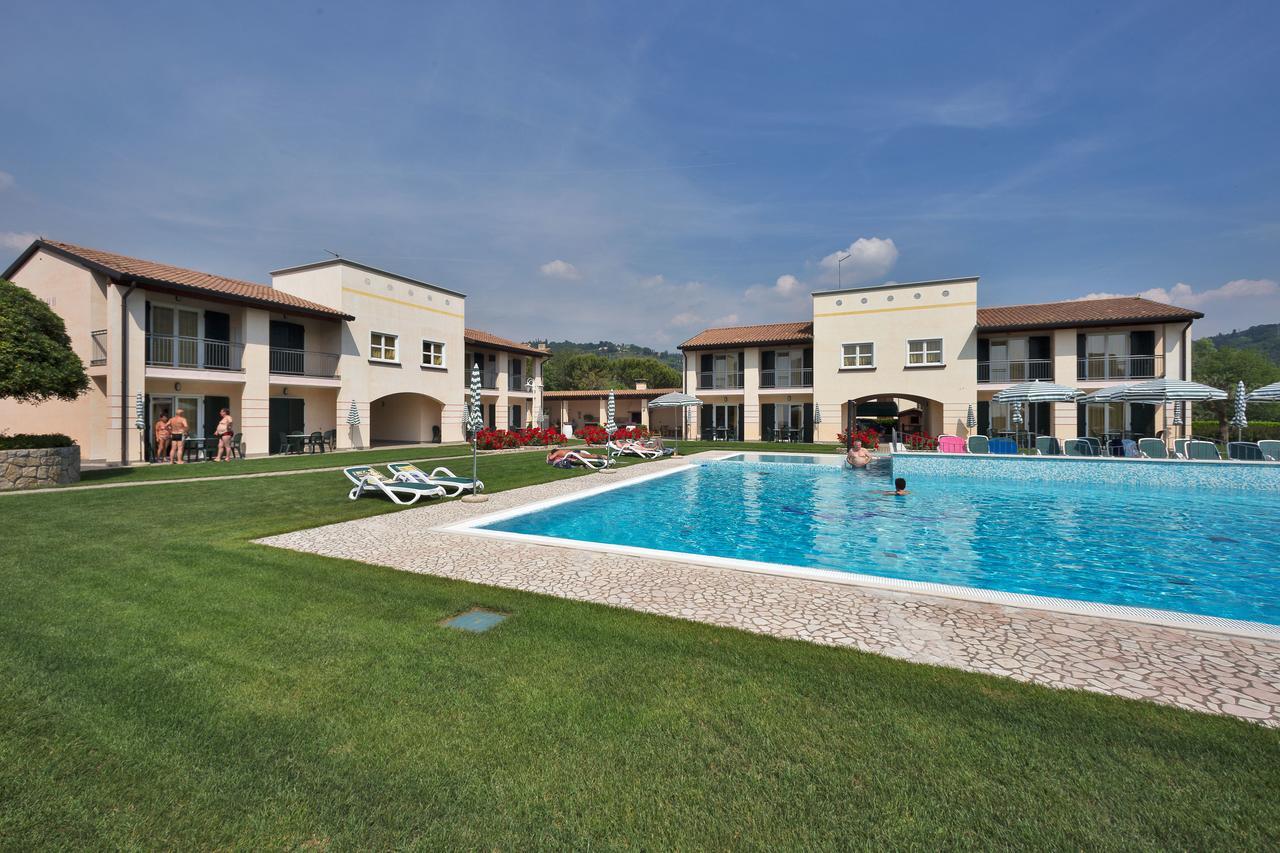 Aparthotel Corte Delle Rose Garda (Verona)